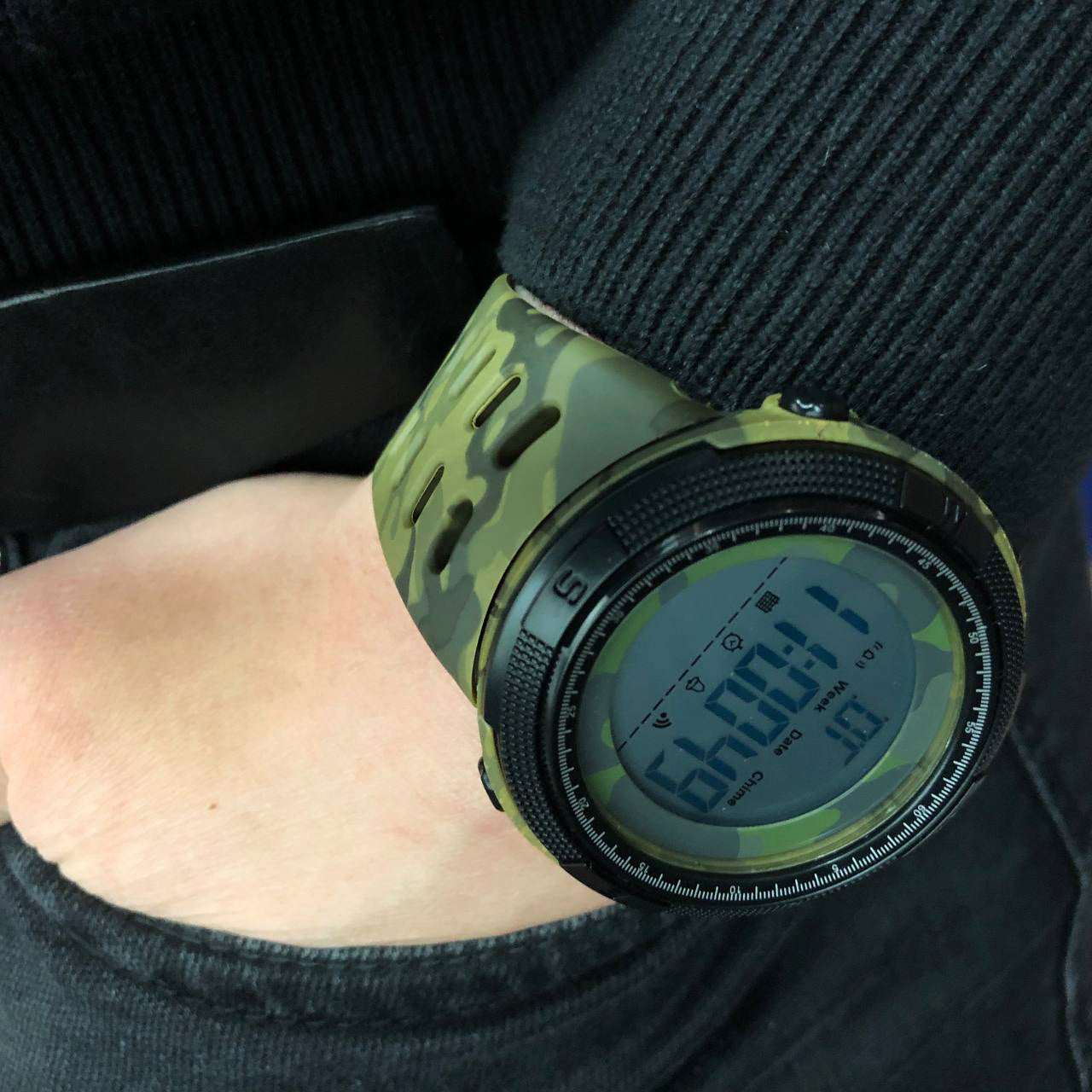 Часы наручные мужские SKMEI 2070CMGNWT ARMY GREEN CAMO. Цвет: камуфляж