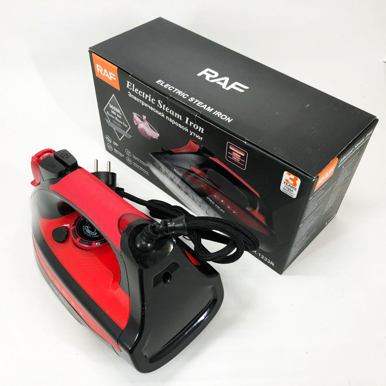 Утюг с керамической подошвой RAF R.1233 мощность 2200Вт 320 мл
