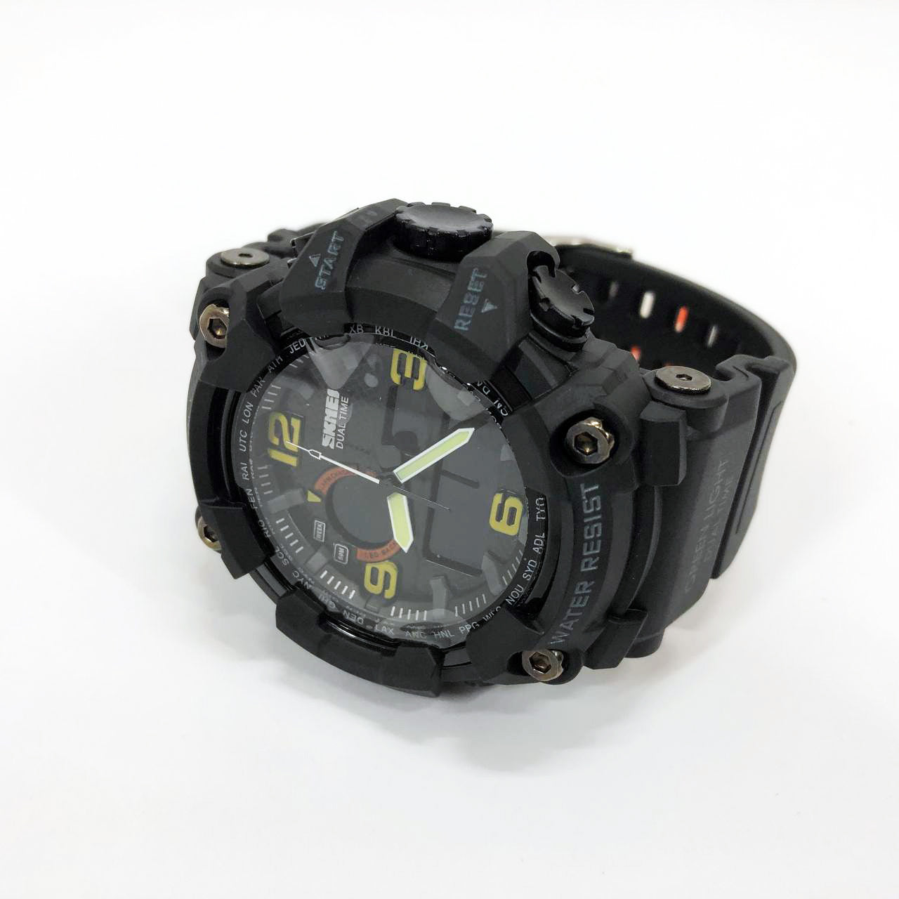 Часы наручные мужские SKMEI 1520BK BLACK, армейские часы противоударные. Цвет: черный