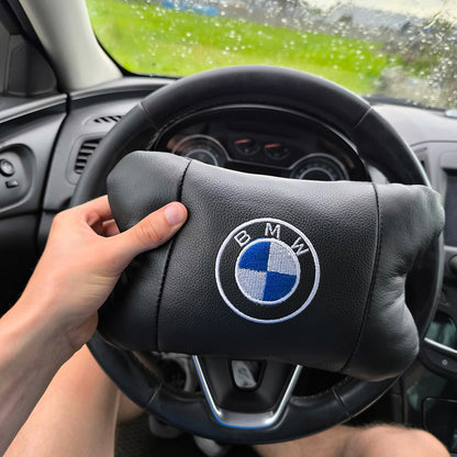 Авто подушки 2 шт — набор BMW из натуральной кожи, на подголовник в машину, Автомобильная подушка БМВ