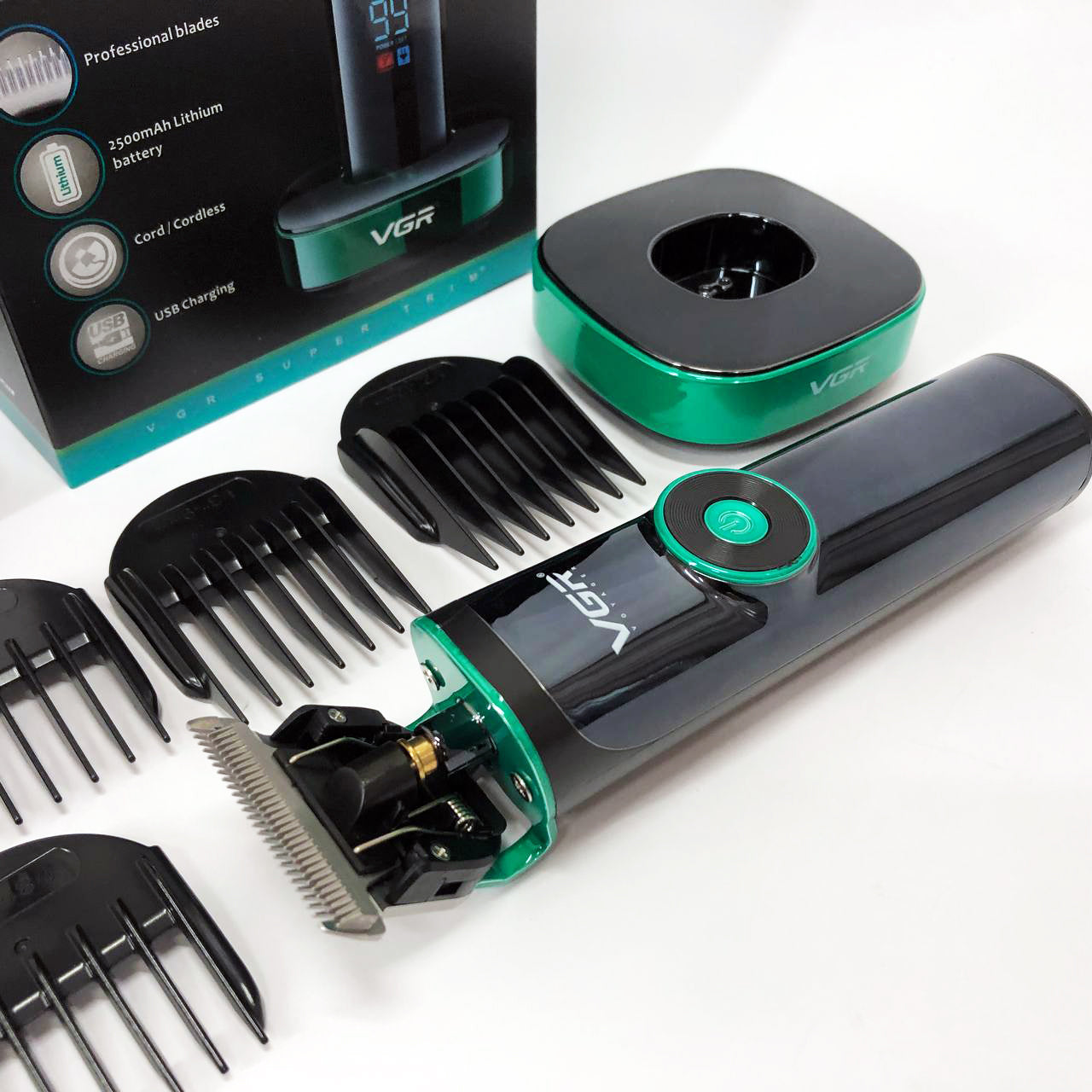 Универсальная машинка триммер для стрижки волос VGR V-671 аккумуляторный с набором насадок и LED дисплеем