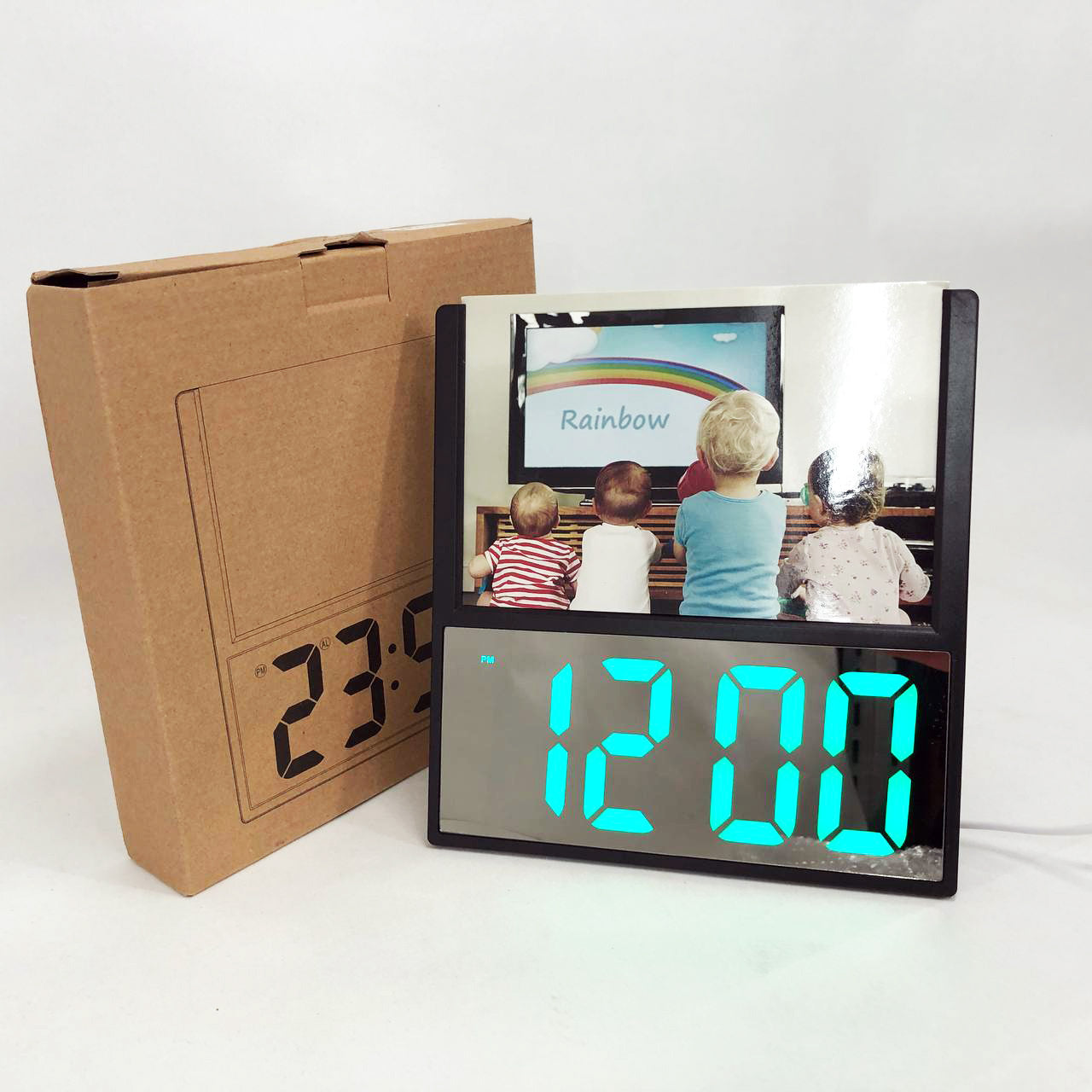 Электронные проводные настольные цифровые часы DS-6608 с фоторамкой, зелёная подсветка. Цвет: черный