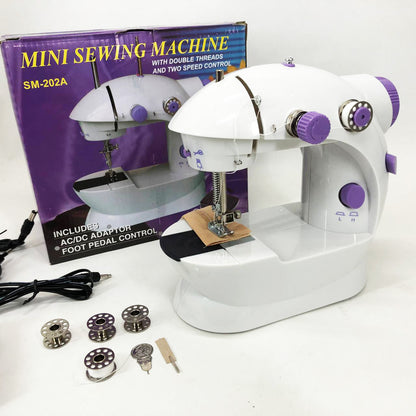 Мини швейная машинка FHSM 202 4 в 1 с педалью и подсветкой + адаптер 220V, Швейная машина для детей