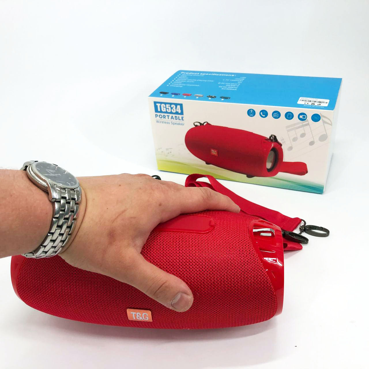 Портативная Bluetooth колонка TG534 SD IPX5 с ремешком, беспроводная колонка мощная. Цвет: красный