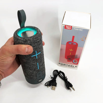 Портативная Bluetooth колонка TG619C FM-радио USB/TF с ремешком, Блютуз колонка с подсветкой. Цвет: серый