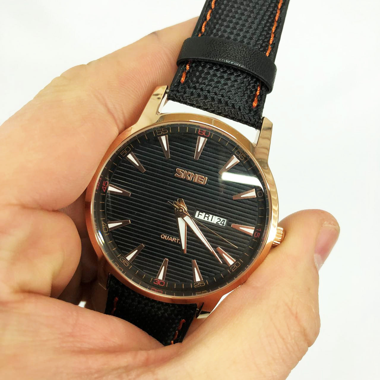Часы наручные мужские SKMEI 9303RGBK, часы кварцевые мужские, стильные статусные наручные часы стрелочные