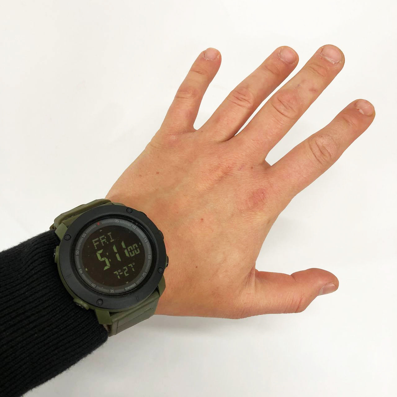 Часы наручные мужские SKMEI 2095AG, часы тактические противоударные, армейские часы. Цвет: зеленый