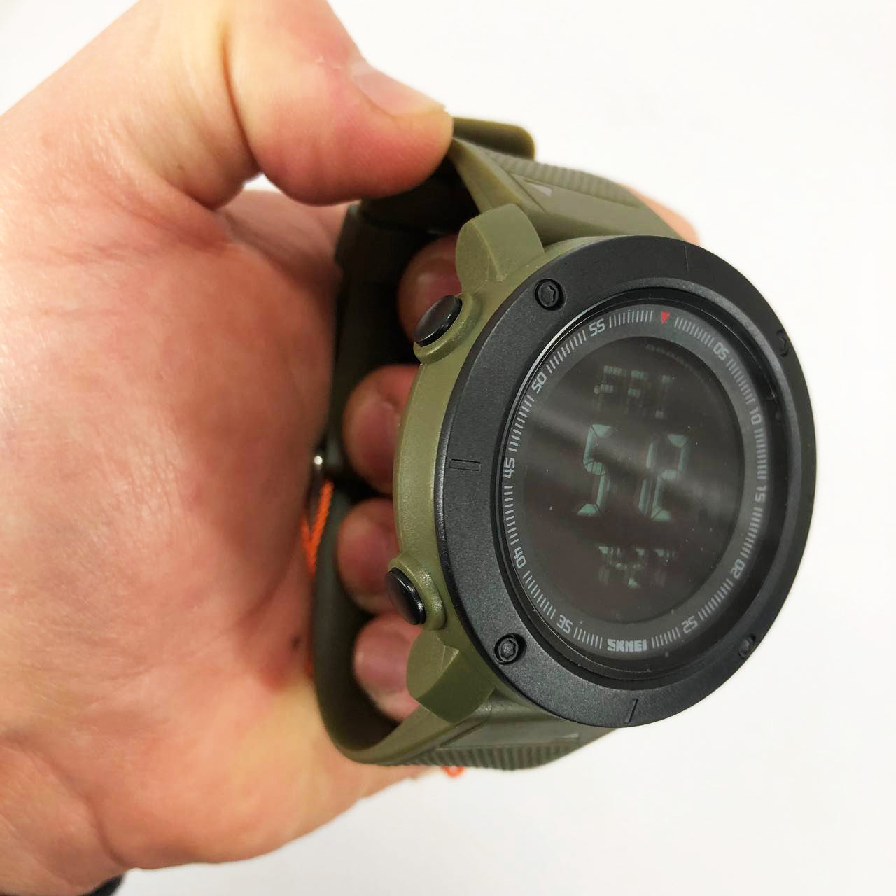 Часы наручные мужские SKMEI 2095AG, часы тактические противоударные, армейские часы. Цвет: зеленый