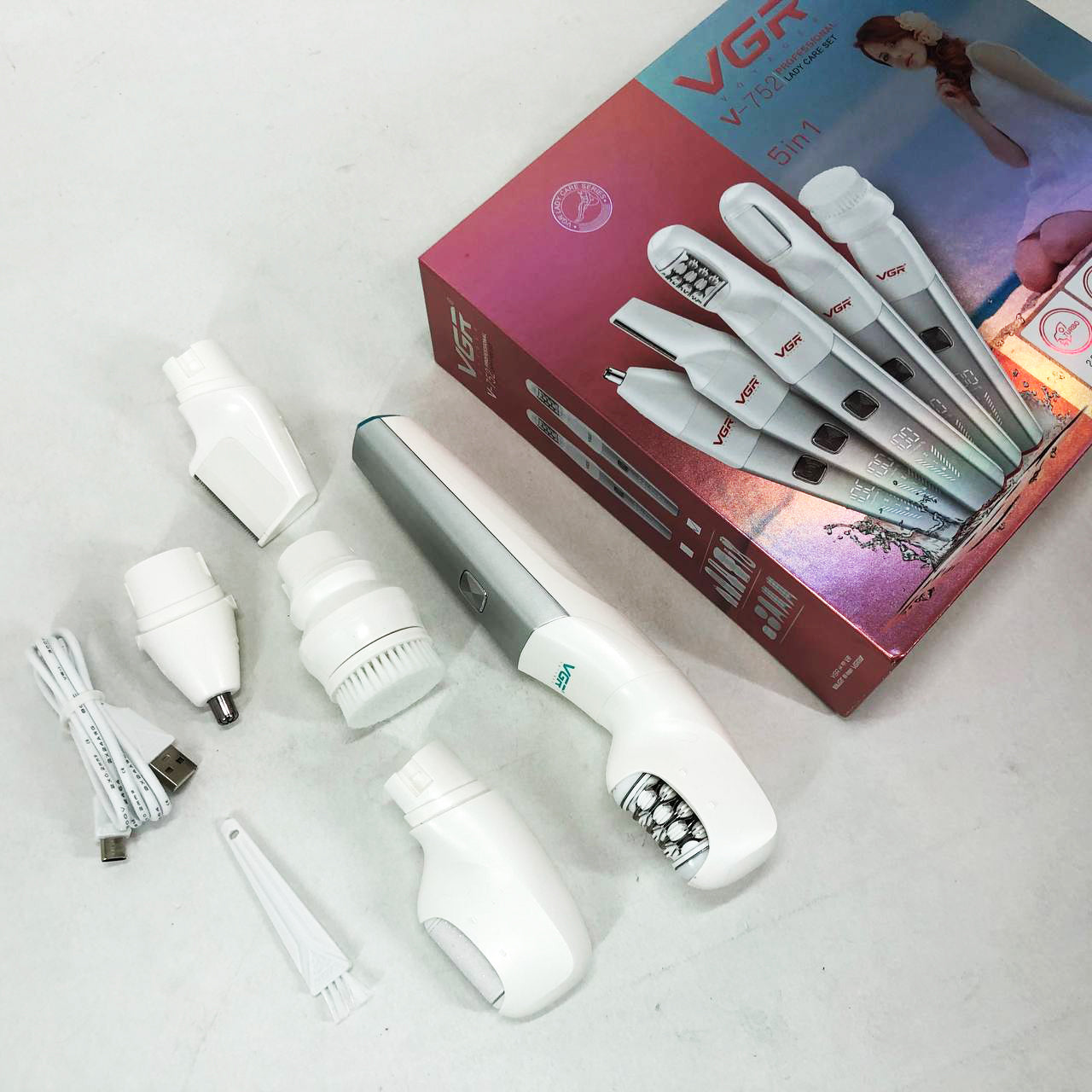 Эпилятор VGR 5 в 1 V-752, 5 насадок. Цвет: зеленый