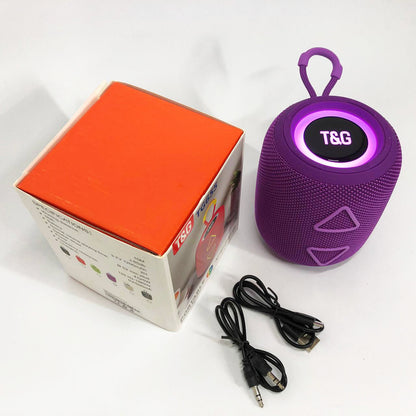Портативная колонка TG655 5W с RGB подсветкой и ремешком, Аккумуляторная для музыки. Цвет: фиолетовый