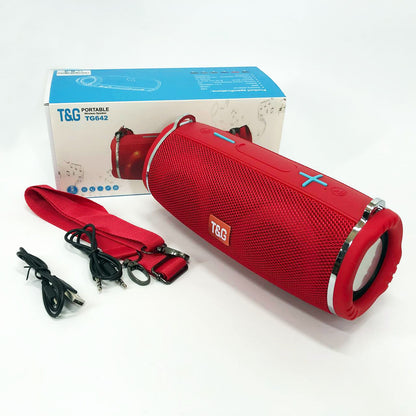 Портативная колонка TG642 с RGB подсветкой и ремешком, портативная блютус колонка. Цвет: красный