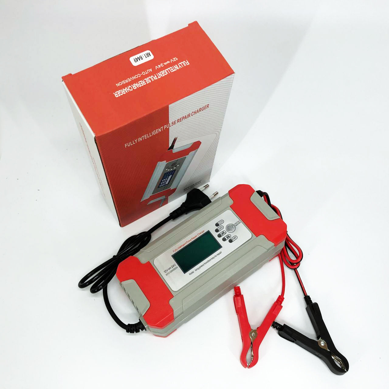 Импульсное зарядное устройство (12V 8A / 24V 4A) для легковых и грузовых авто