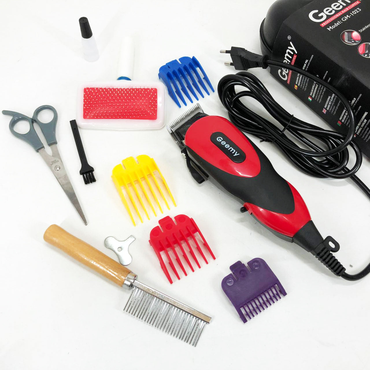 Машинка Gemei GM-1023 для стрижки животных с 4 насадками для любого типа шерсти + ножницы и расческа-гребешок