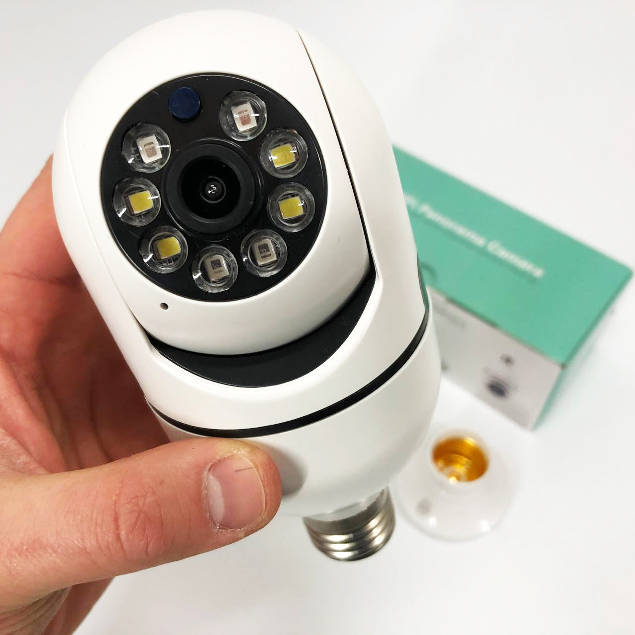 Камера видеонаблюдения лампочка CAM L1 E27 WIFI IP 360/90 поворотная