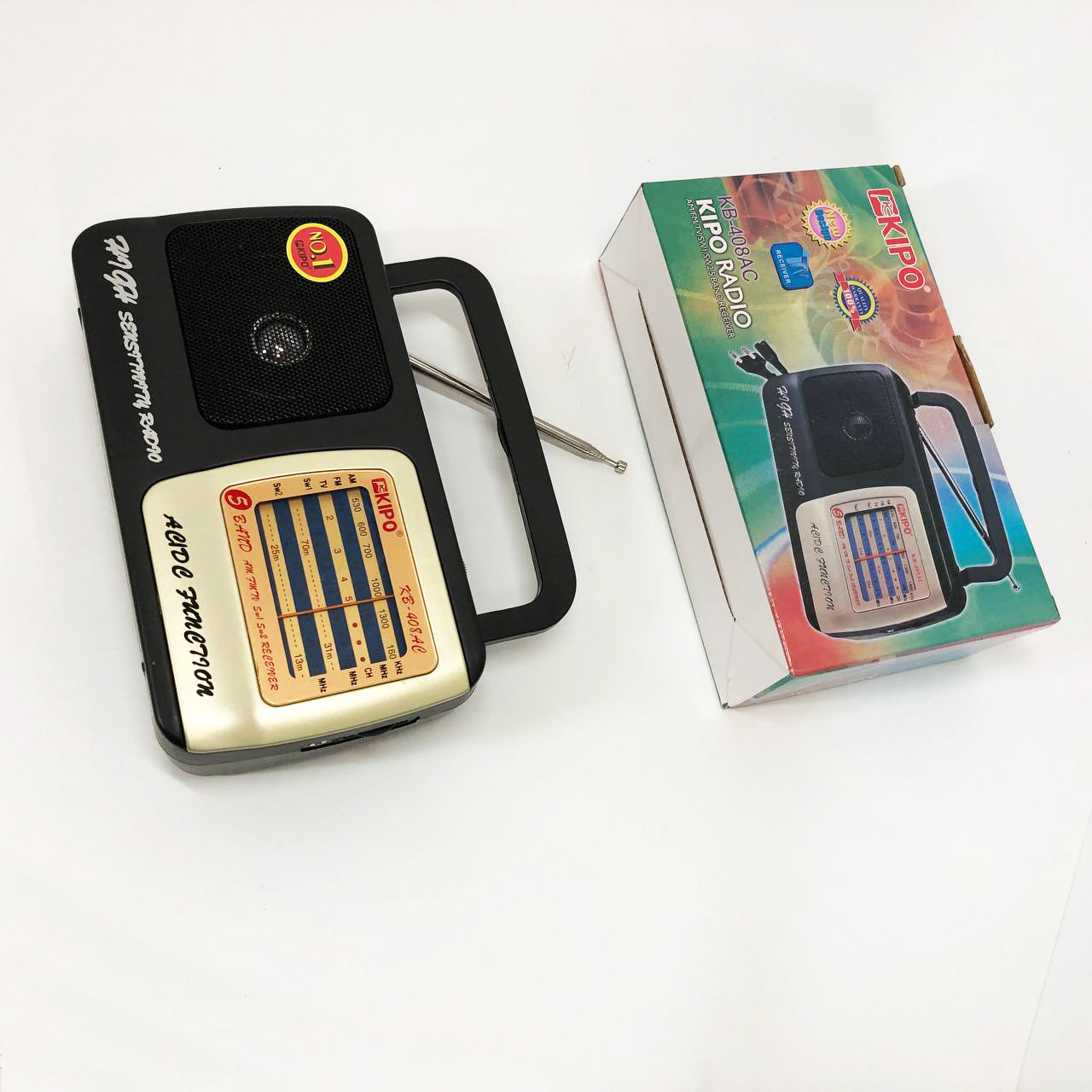 Радиоприёмник KIPO KB-408 AC мощный радио FM c usb питание от батарейки R20 или от сети