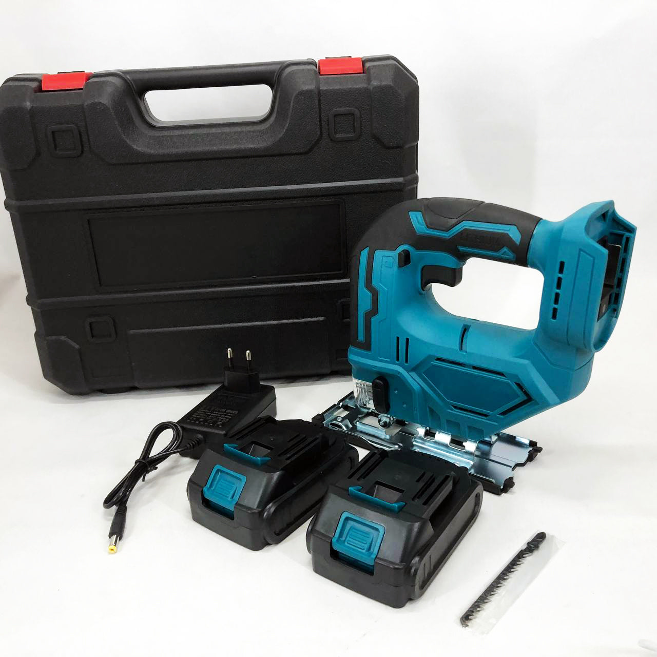 Аккумуляторный бесщеточный лобзик 24V с 2 АКБ в пластиковом кейсе с регулировкой скорости и угла наклона
