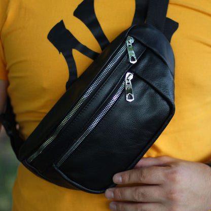 Бананка из натуральной кожи, сумка мужская-женская барсетка черная c серебряным замком