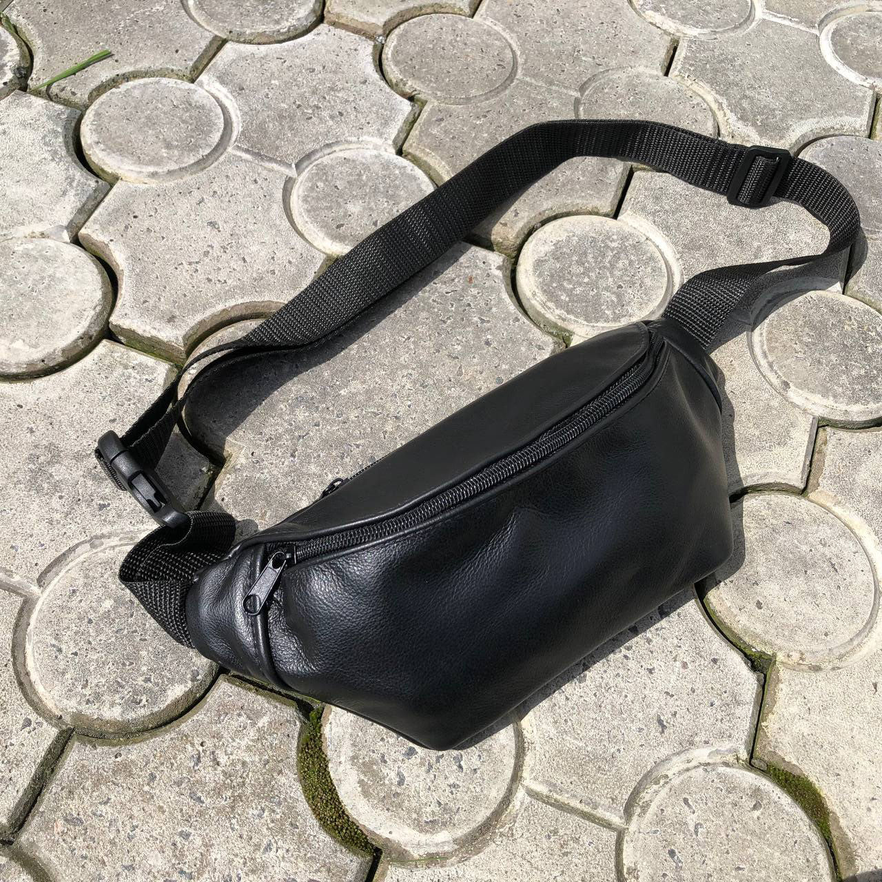 Кожаная бананка, мужская женская сумка из натуральной кожи, черная барсетка