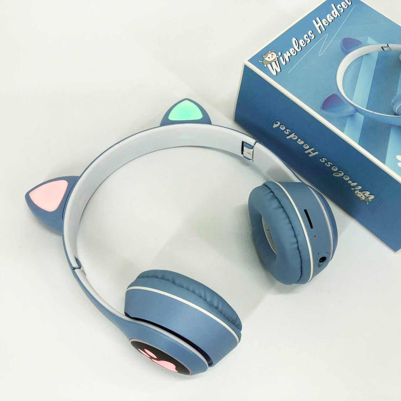 Беспроводные наушники с кошачьими ушками и RGB подсветкой Cat VZV 23M. Цвет: голубой