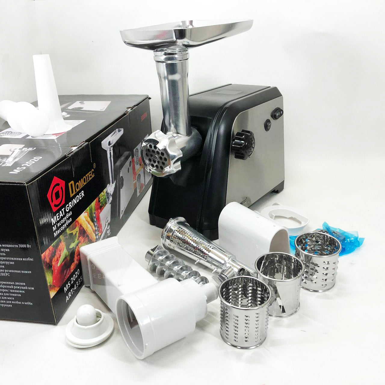 Электрическая мясорубка Domotec MS-2020 с насадкой для томатов и терками 2600 W