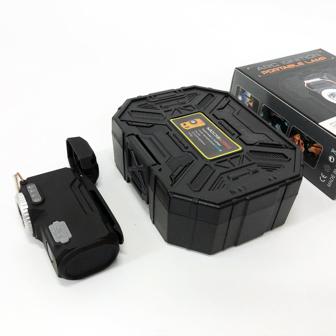 Багатофункціональний армійський ліхтар D50-SMD - індикація заряду, запальничка. Колір: чорний