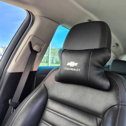 Автомобильные подушки Chevrolet из натуральной итальянской кожи + кожаный брелок в подарок