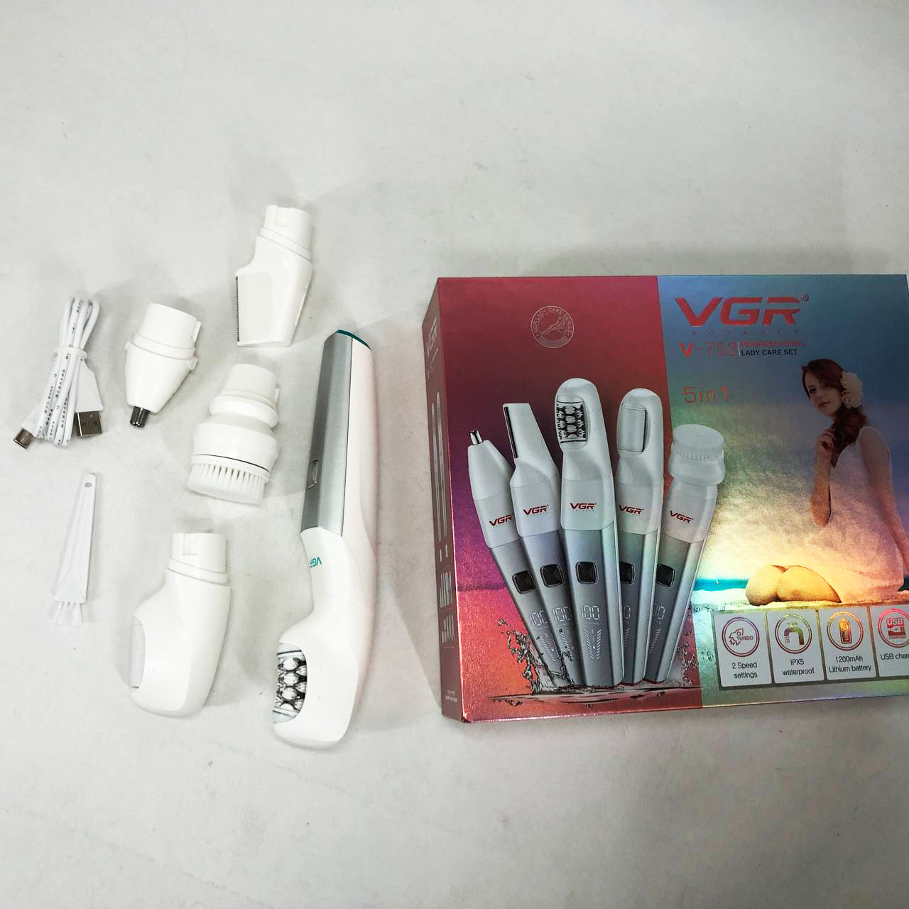 Эпилятор VGR 5 в 1 V-752, 5 насадок. Цвет: зеленый