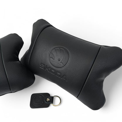 Набор авто подушек Skoda из натуральной кожи + брелок, Автоподушка на подголовник