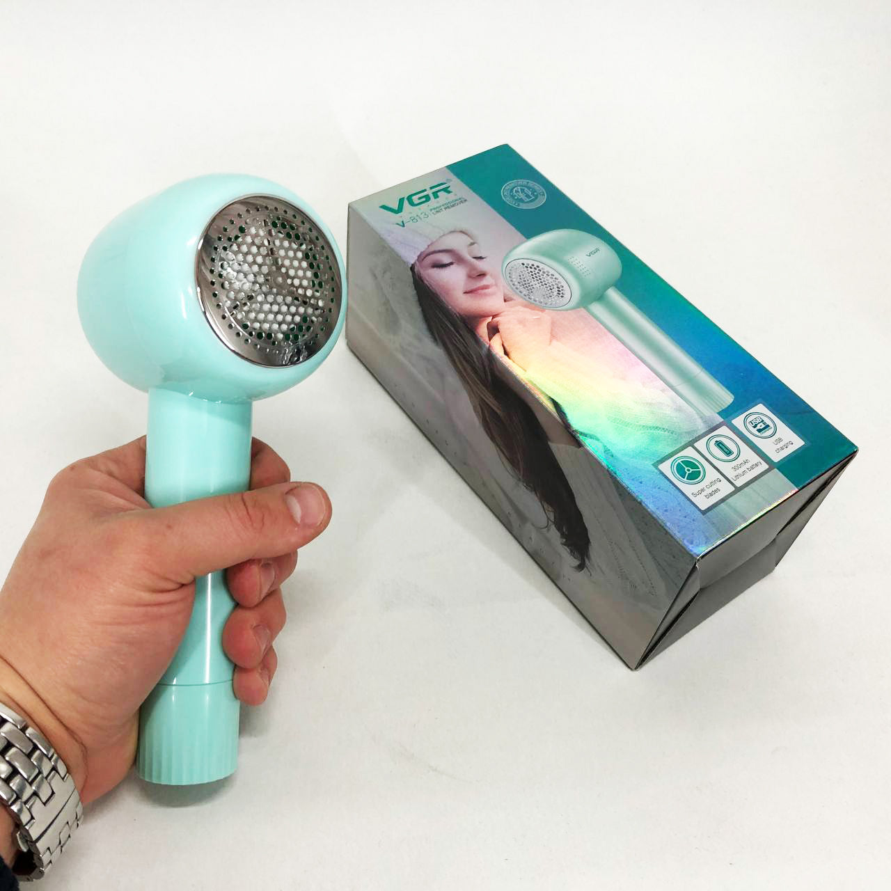 Машинка для удаления катышков VGR V-813, Машинка для стрижки катишок. Цвет: зеленый