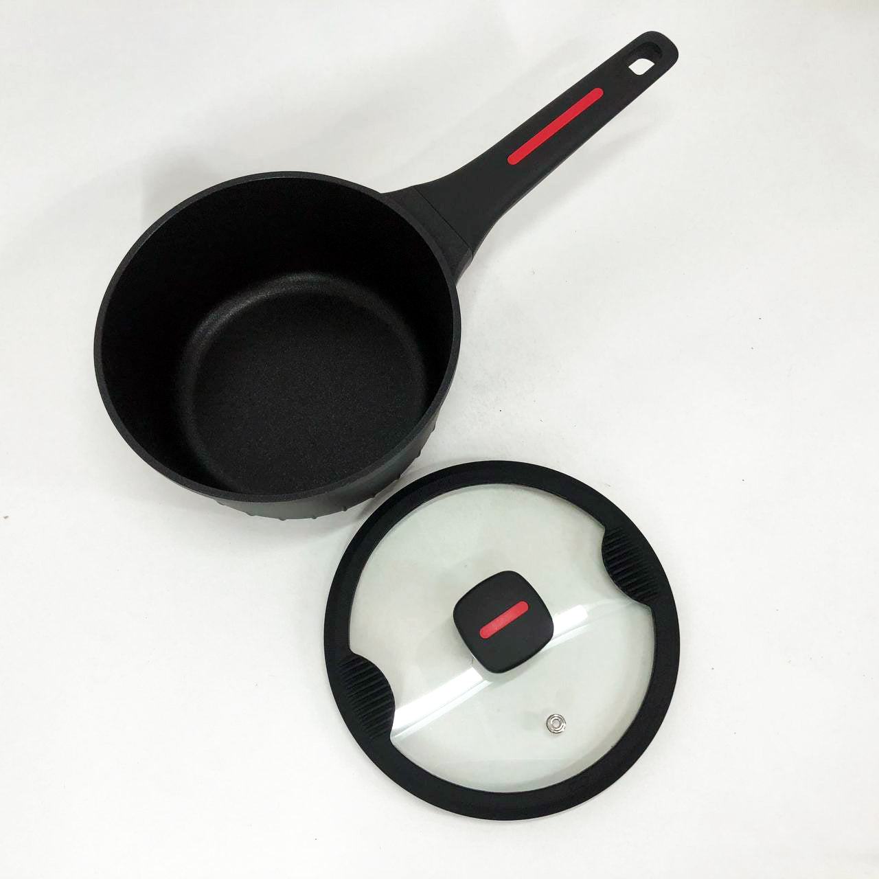 Ковш Magio MG-1172 Литой антипригарный 1.9 л