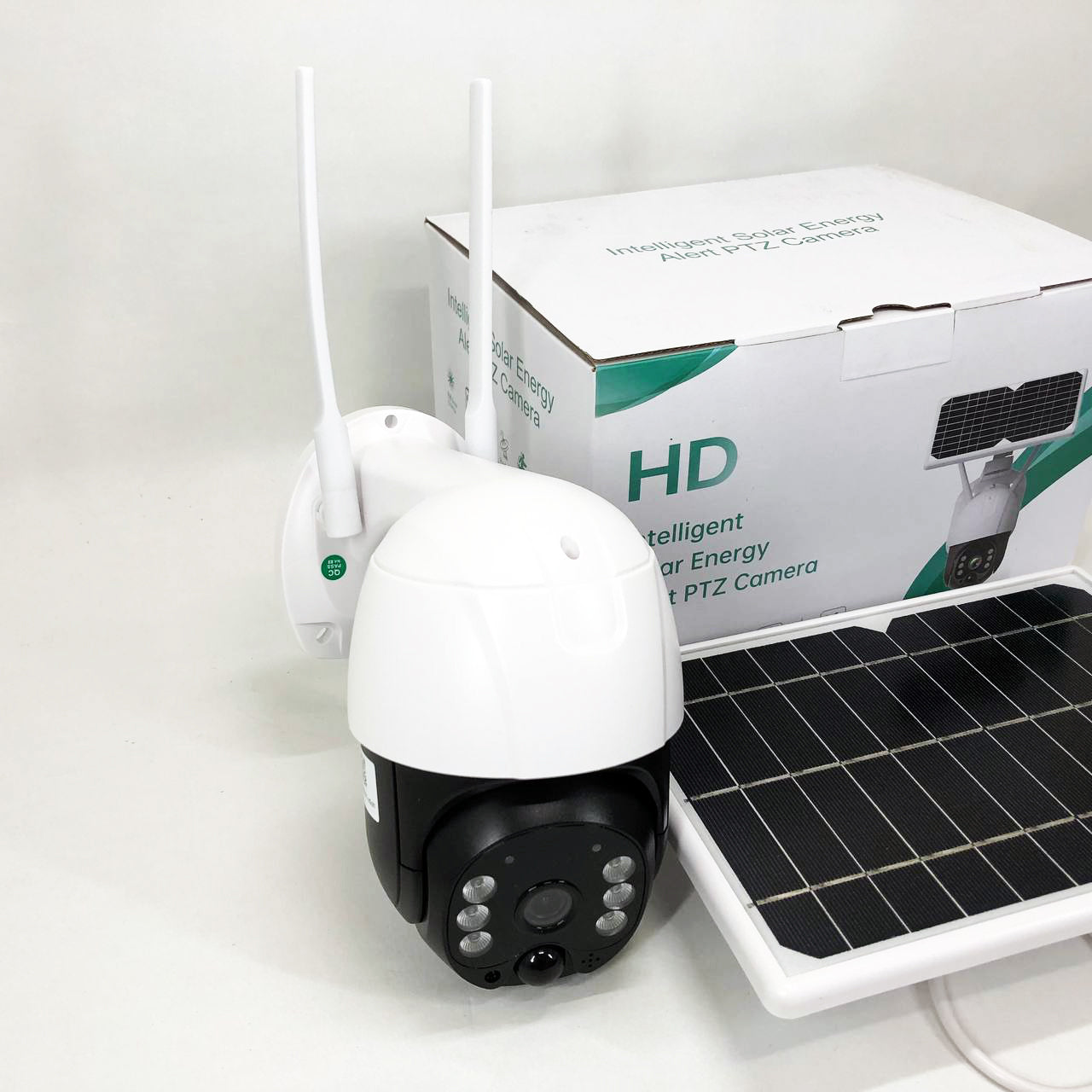 Уличная камера SF-W08-03 SOLAR PANEL 3 Мп из солнечной панелью