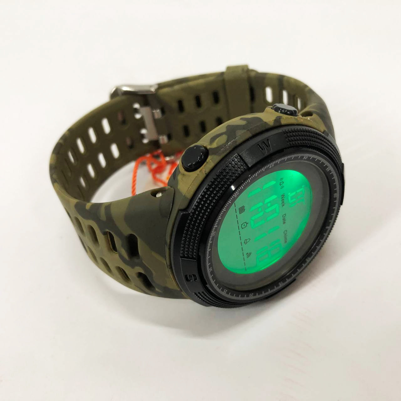 Часы наручные мужские SKMEI 2070CMGNWT ARMY GREEN CAMO. Цвет: камуфляж