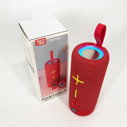 Портативная Bluetooth колонка TG619C FM-радио USB/TF с ремешком, громкая блютуз колонка. Цвет: красный