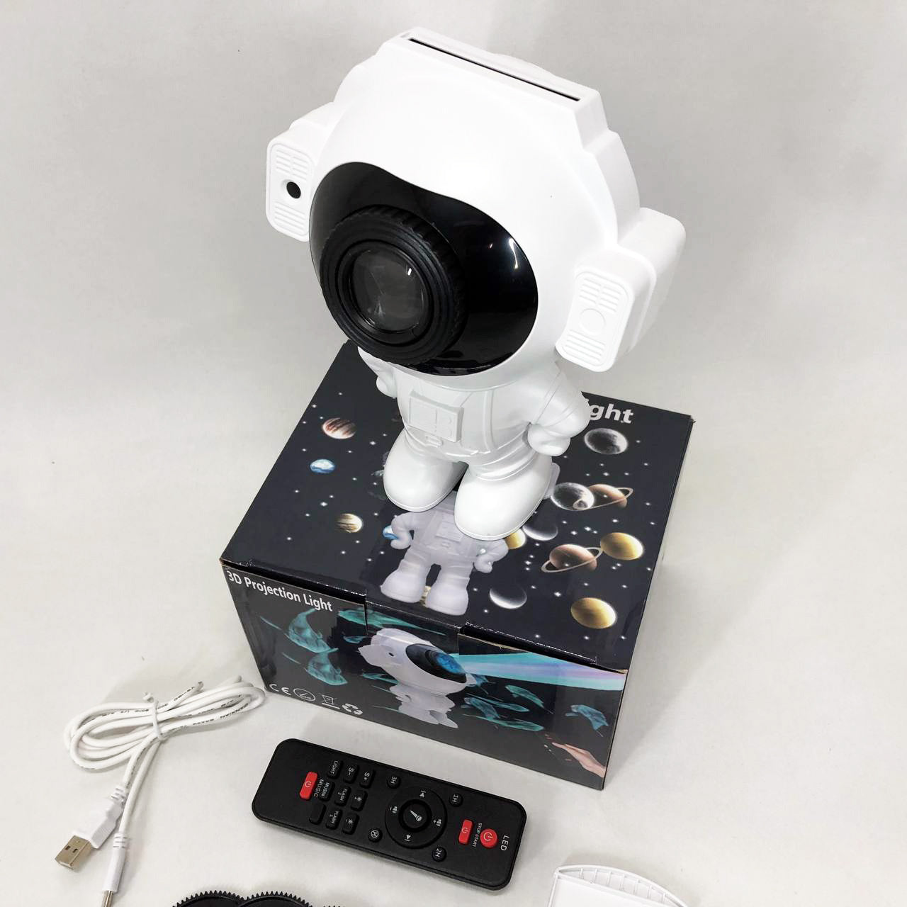 Звездный 3D проектор Astronaut, Лазерный проектор звездного неба космос Проектор звездного неба в комнату