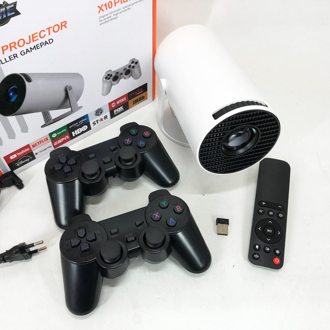 Смарт-проектор - ігрова приставка з джойстиками X10 Plus