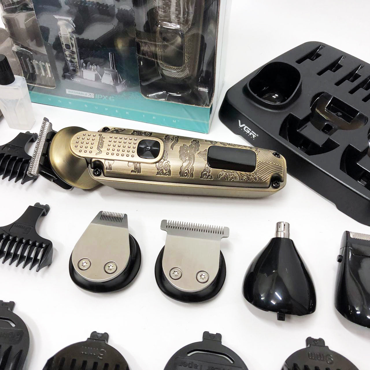 Набор для стрижки VGR 6 в 1 V-095, 16 насадок,  Многофункциональная аккумуляторная машинка для стрижки
