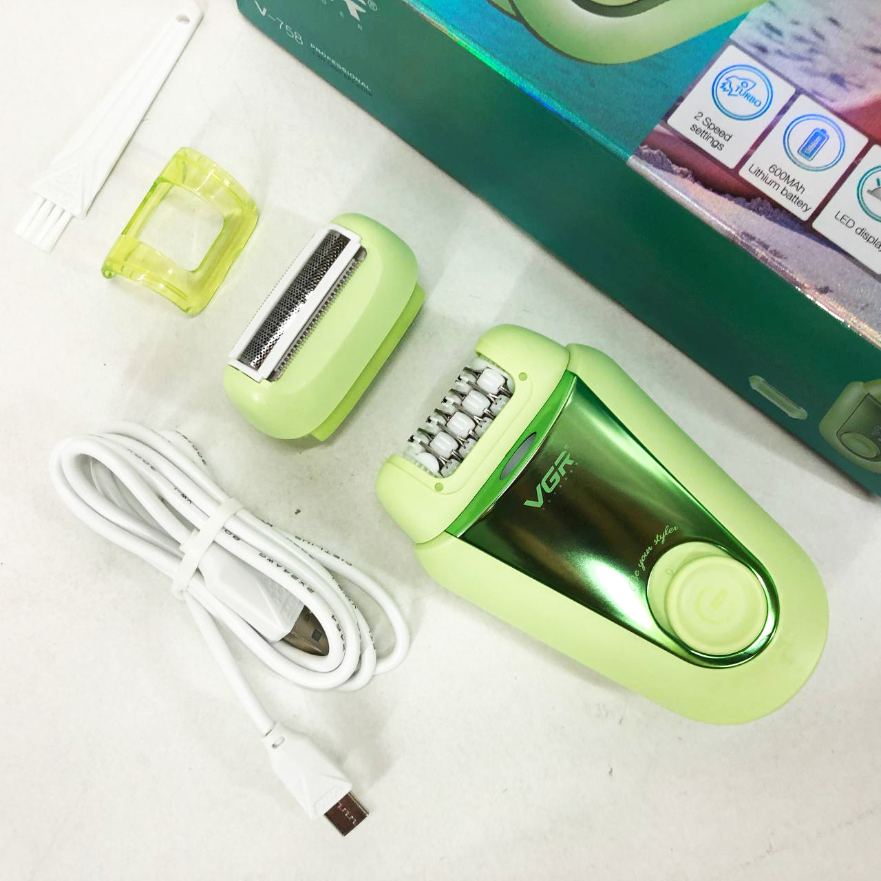 Эпилятор VGR 2 в 1 V-758. Цвет: зеленый