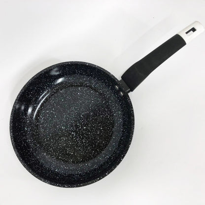 Сковорода UNIQUE UN-5135 24 см. Устойчивая к царапинам и сколам сковорода, с антипригарным покрытием