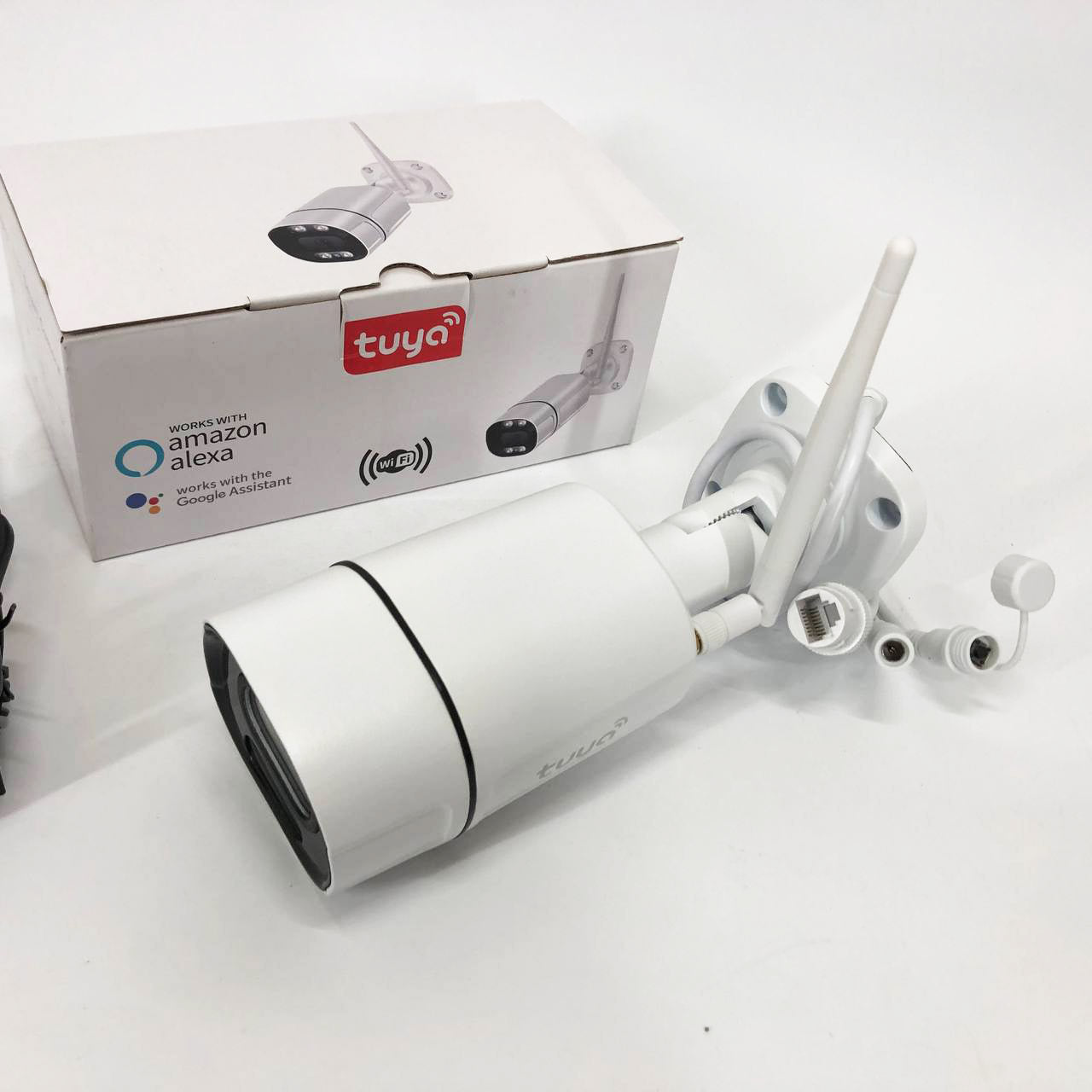 Камера видеонаблюдения Camera C16 TUYA APP WIFI IP 3.0 mp уличная с дистанционным просмотром