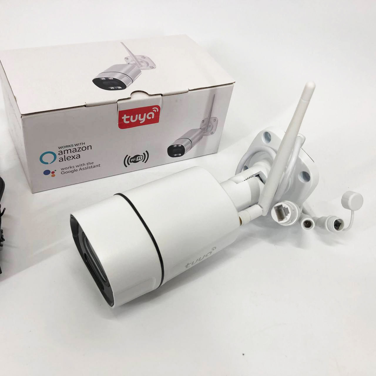 Камера видеонаблюдения Camera C16 TUYA APP WIFI IP 3.0 mp уличная с дистанционным просмотром