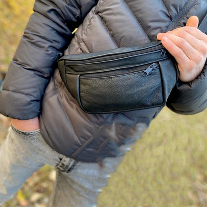 Кожаная качественная бананка мужская - женская сумка, черная сумка из кожи