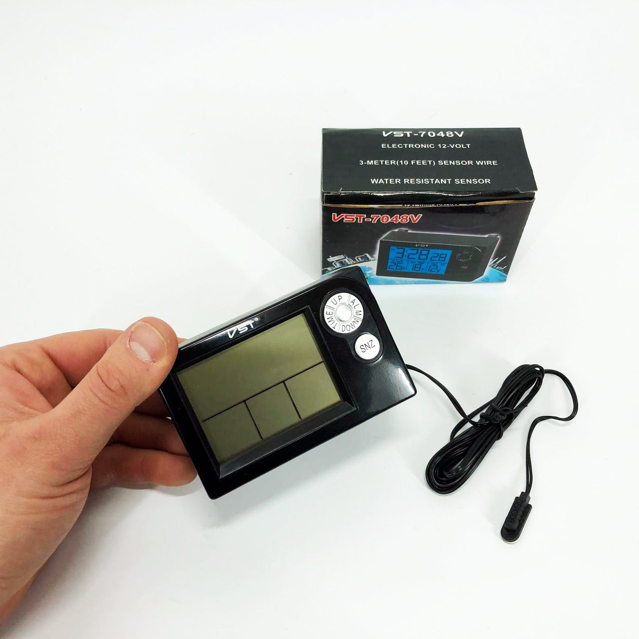 Часы автомобильные электронные авточасы VST-7048V для ВАЗ с вольтметром, температурой