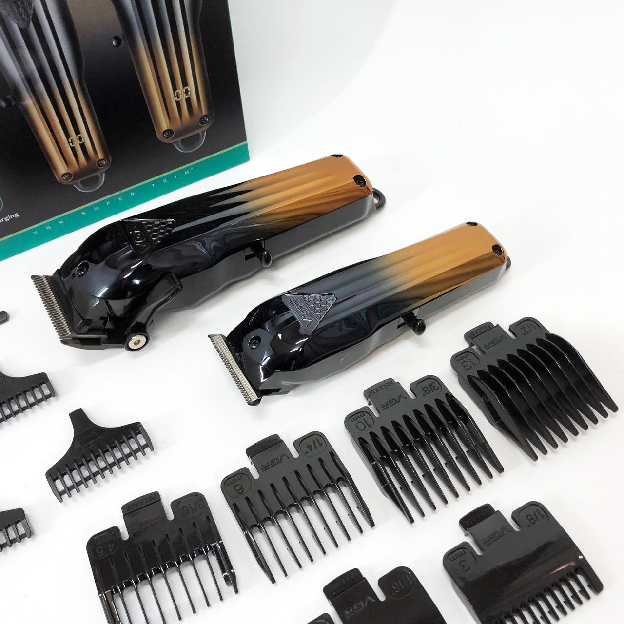 Комплект VGR 2 в 1 V-646 аккумуляторная машинка для стрижки и триммер