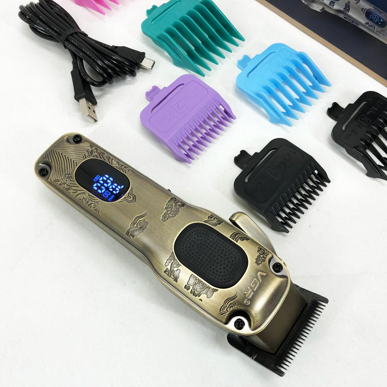 Аккумуляторная машинка для стрижки VGR V-027