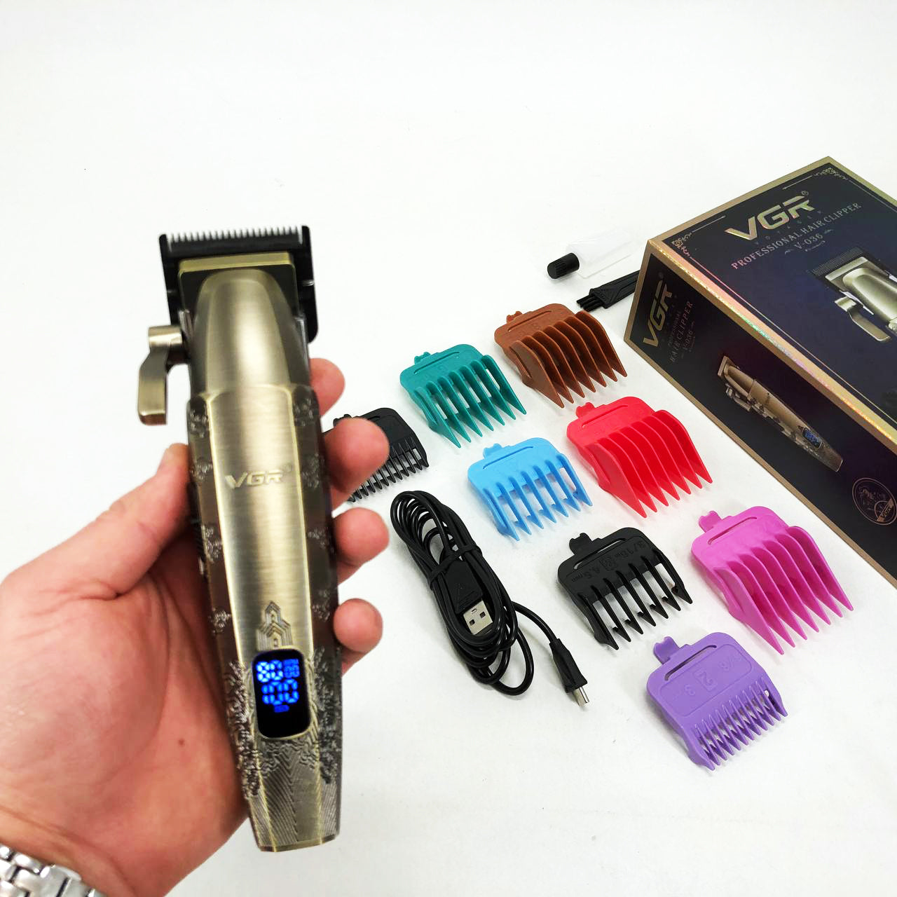 Аккумуляторная машинка для стрижки VGR V-036