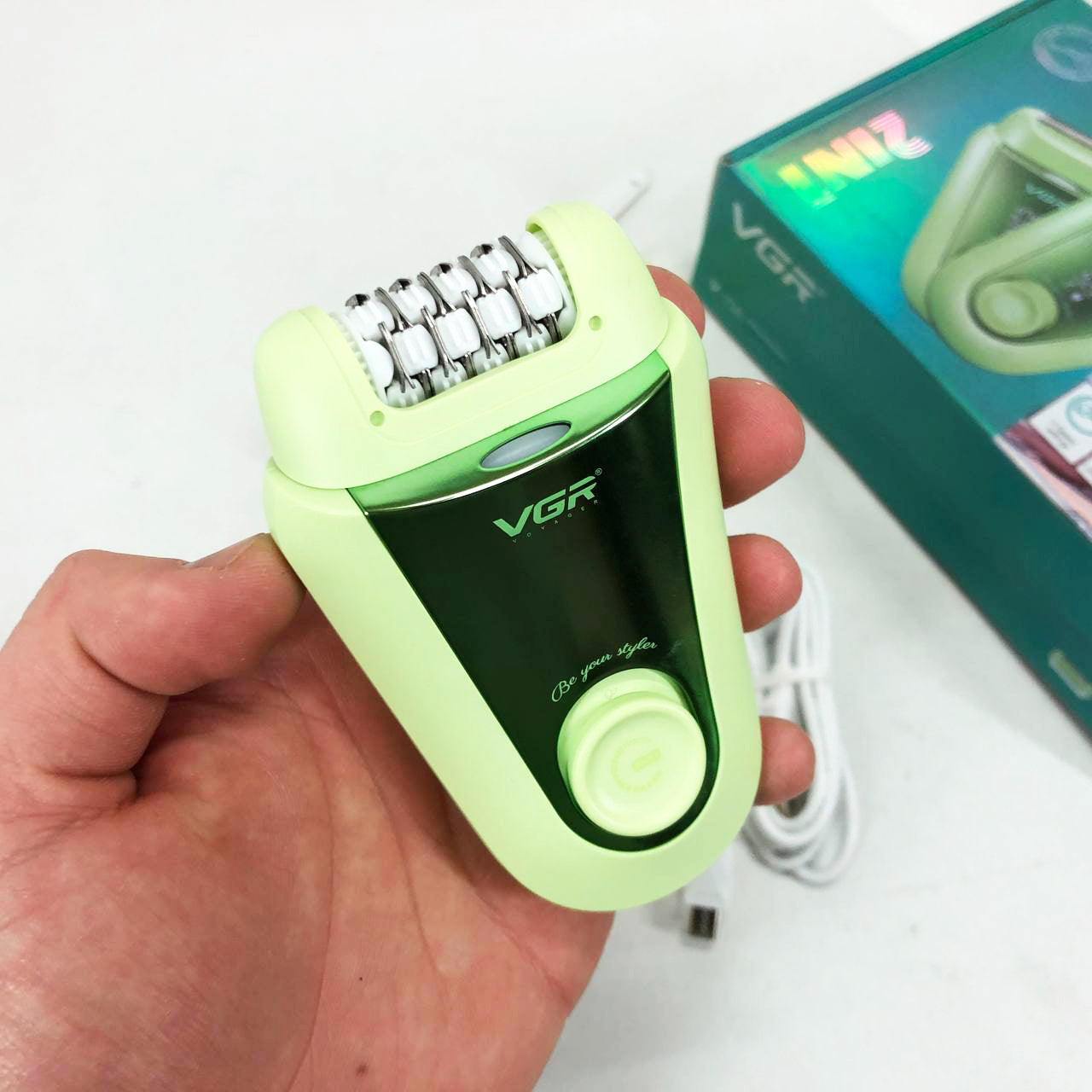 Эпилятор VGR 2 в 1 V-758. Цвет: зеленый