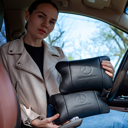 Набір шкіряних подушок Mercedes-Benz + брелок у подарунок, подушка на підголовник