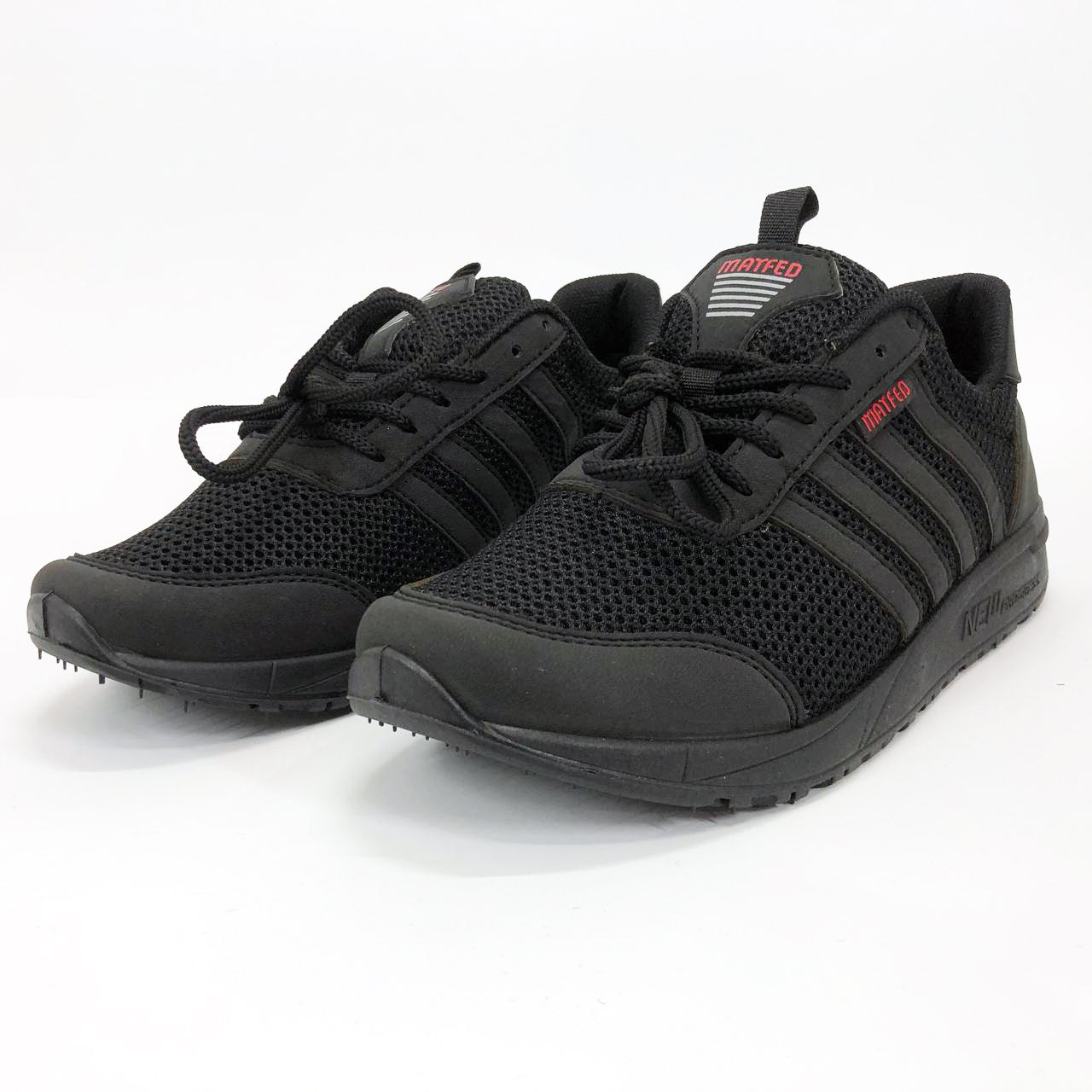 Кроссовки летние. Размер 41. Цвет: черный