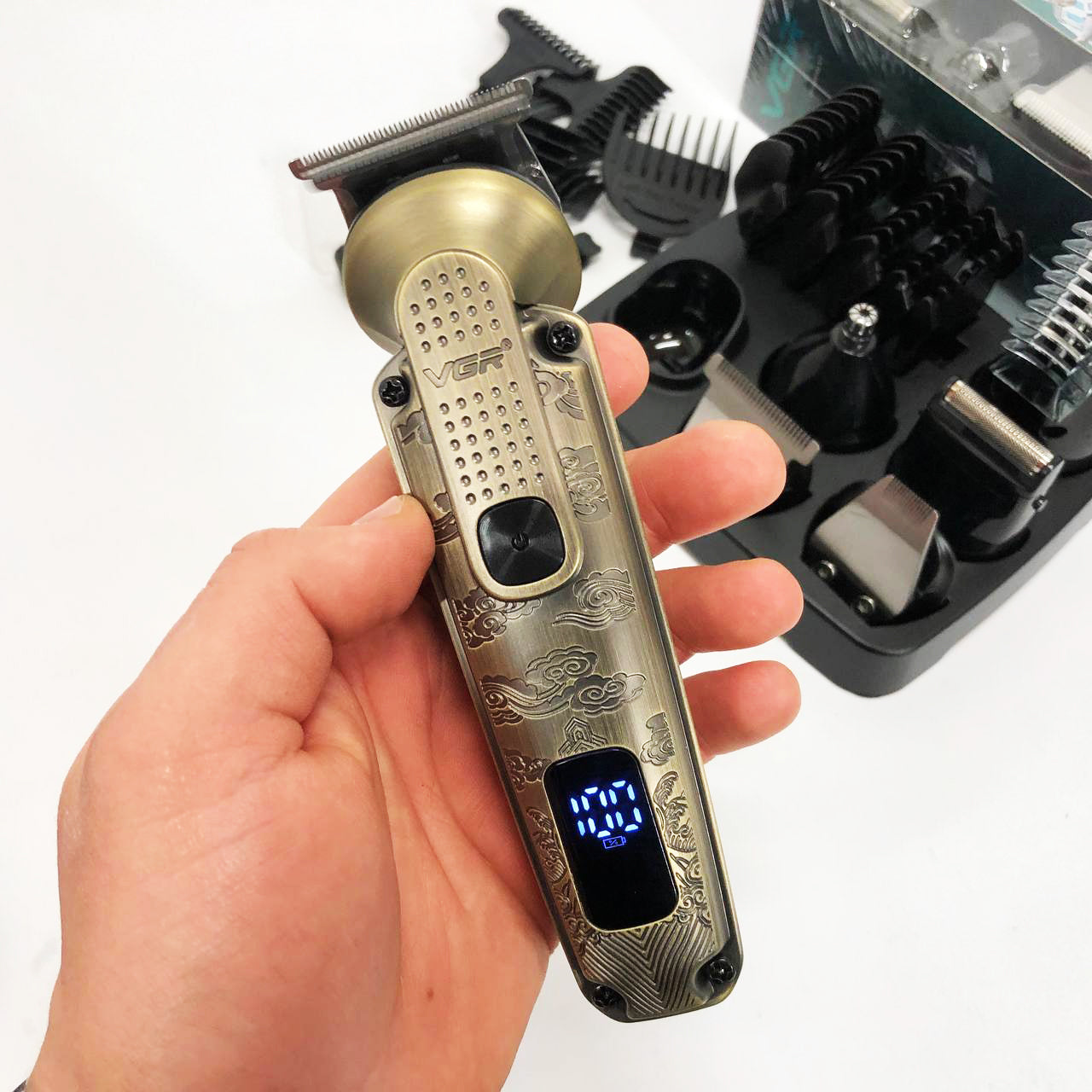 Набор для стрижки VGR 6 в 1 V-095, 16 насадок,  Многофункциональная аккумуляторная машинка для стрижки