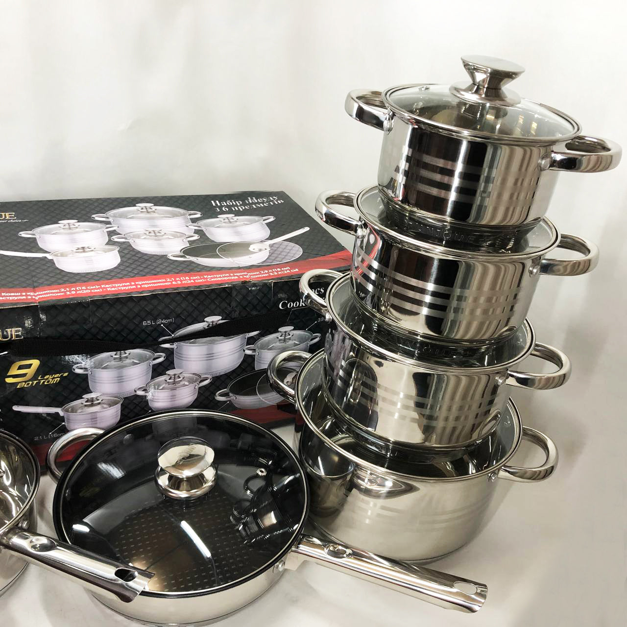 Набор посуды UNIQUE UN-5037 12 предметов (16; 16; 18; 20; 24; сковорода 24 см)